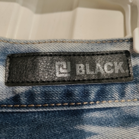 CJ Black acid wash destructed mens jeans size 32/34 from Rue21 - Picture 3 of 9